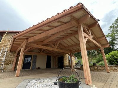 Terrasse couverte - St bonnet de Cray